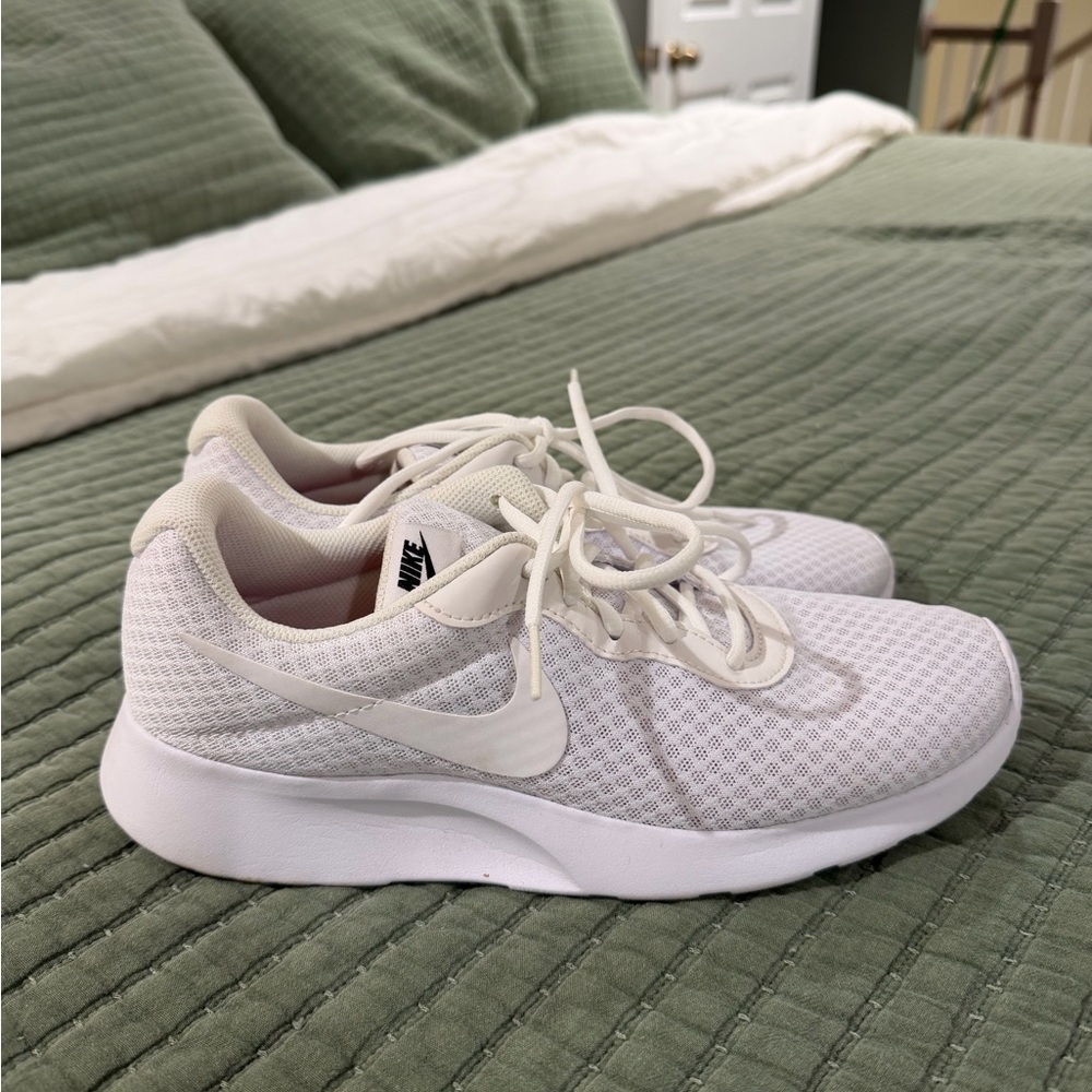 Nike Women's Cream Mesh Sneakers